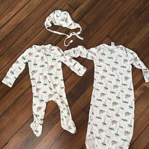 Kate Quinn 0-3M Baby Set - Two way zipper, knotted gown and matching flight hat